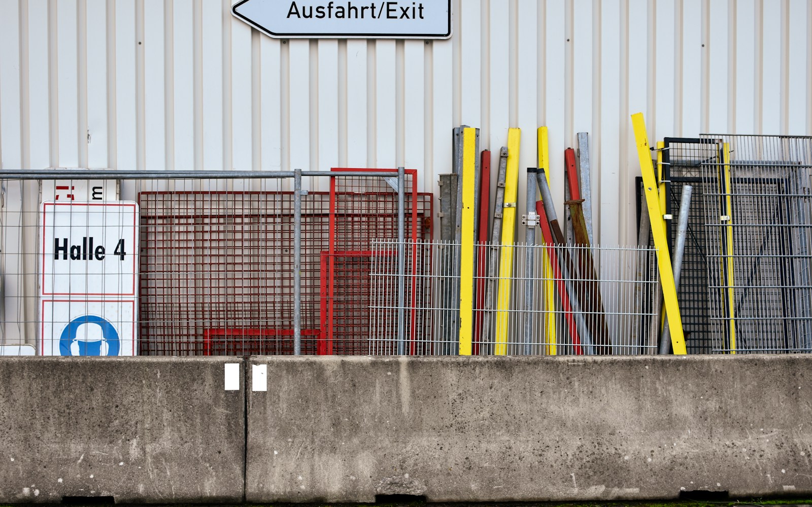Contained construction material area illustrating practical dust-control conditions.